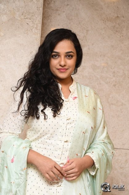 Nithya-Menen-at-100-Days-Of-Love-Movie-Audio-Launch